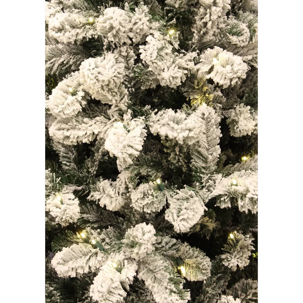 Black Box Trees Verlichte Kerstboom Millington (H185 X O109 Cm)